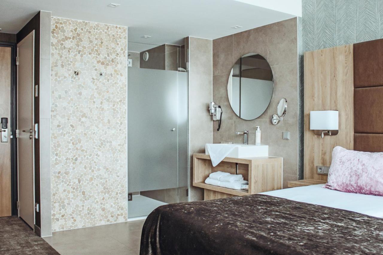 Van Der Valk Hotel Бреда Экстерьер фото